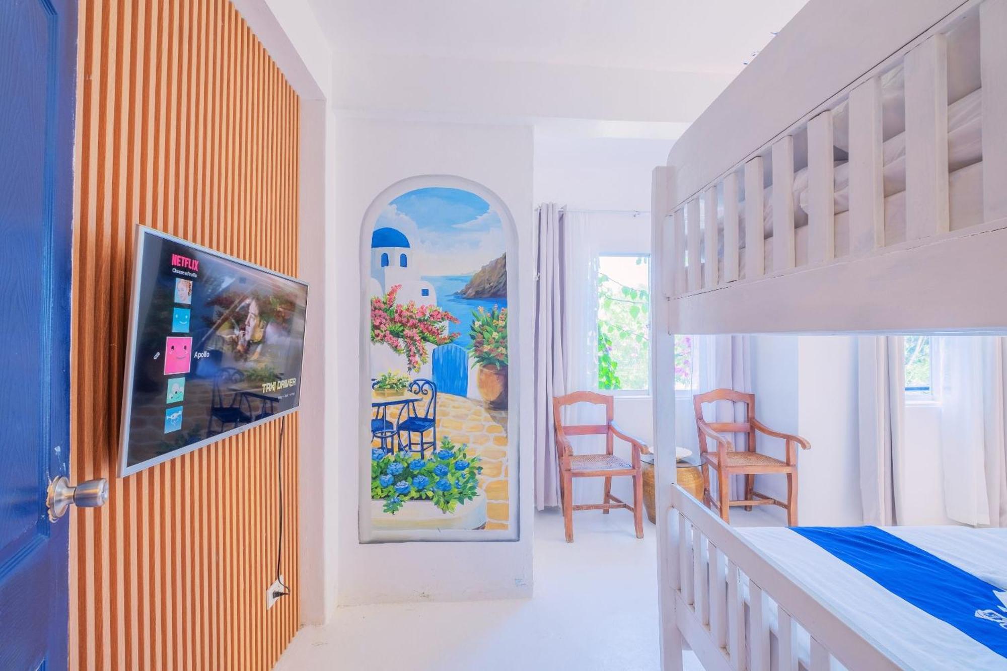 Club Monet Beachfront Resort By Cocotel Cabangan Phòng bức ảnh