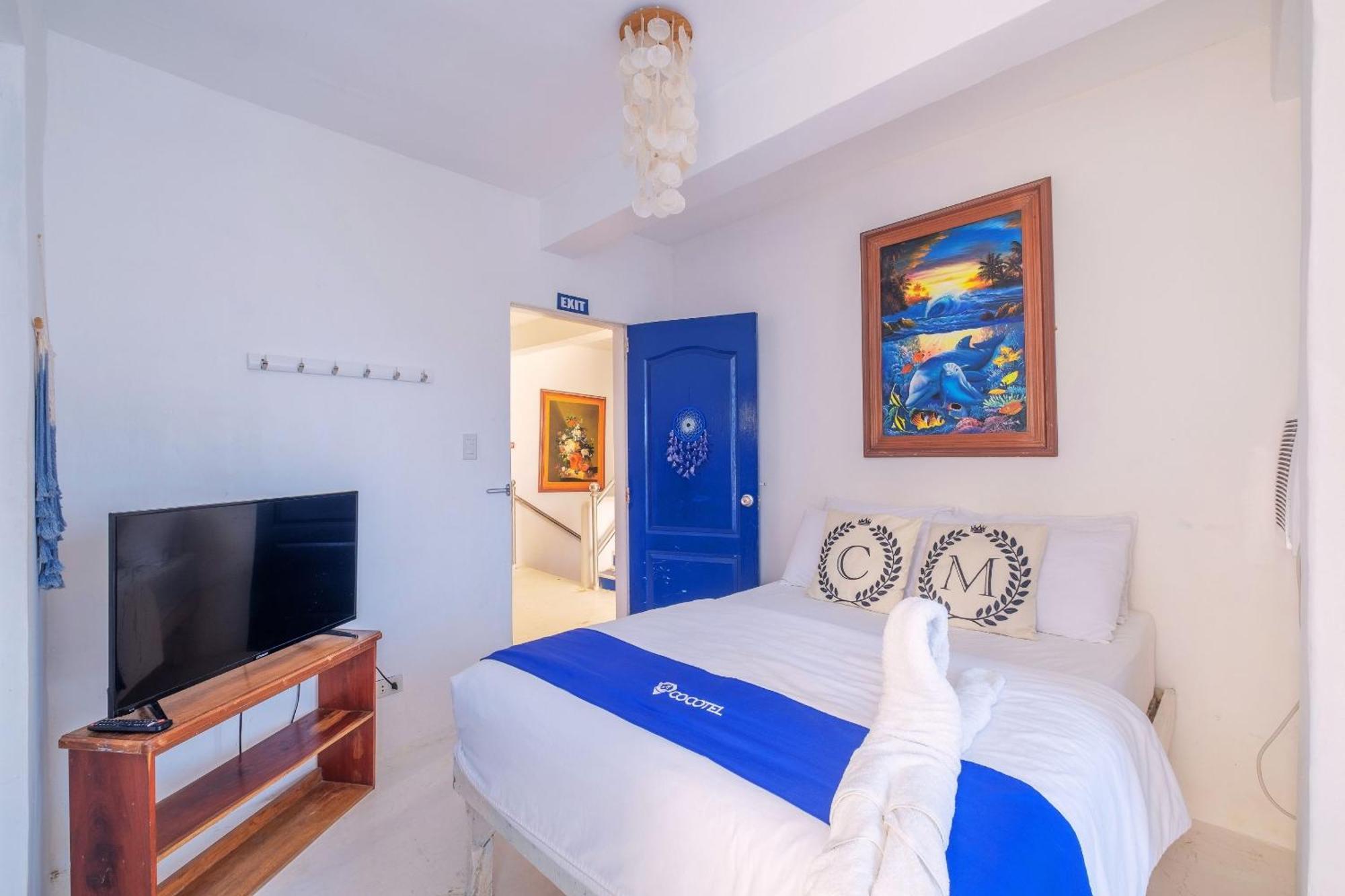 Club Monet Beachfront Resort By Cocotel Cabangan Phòng bức ảnh
