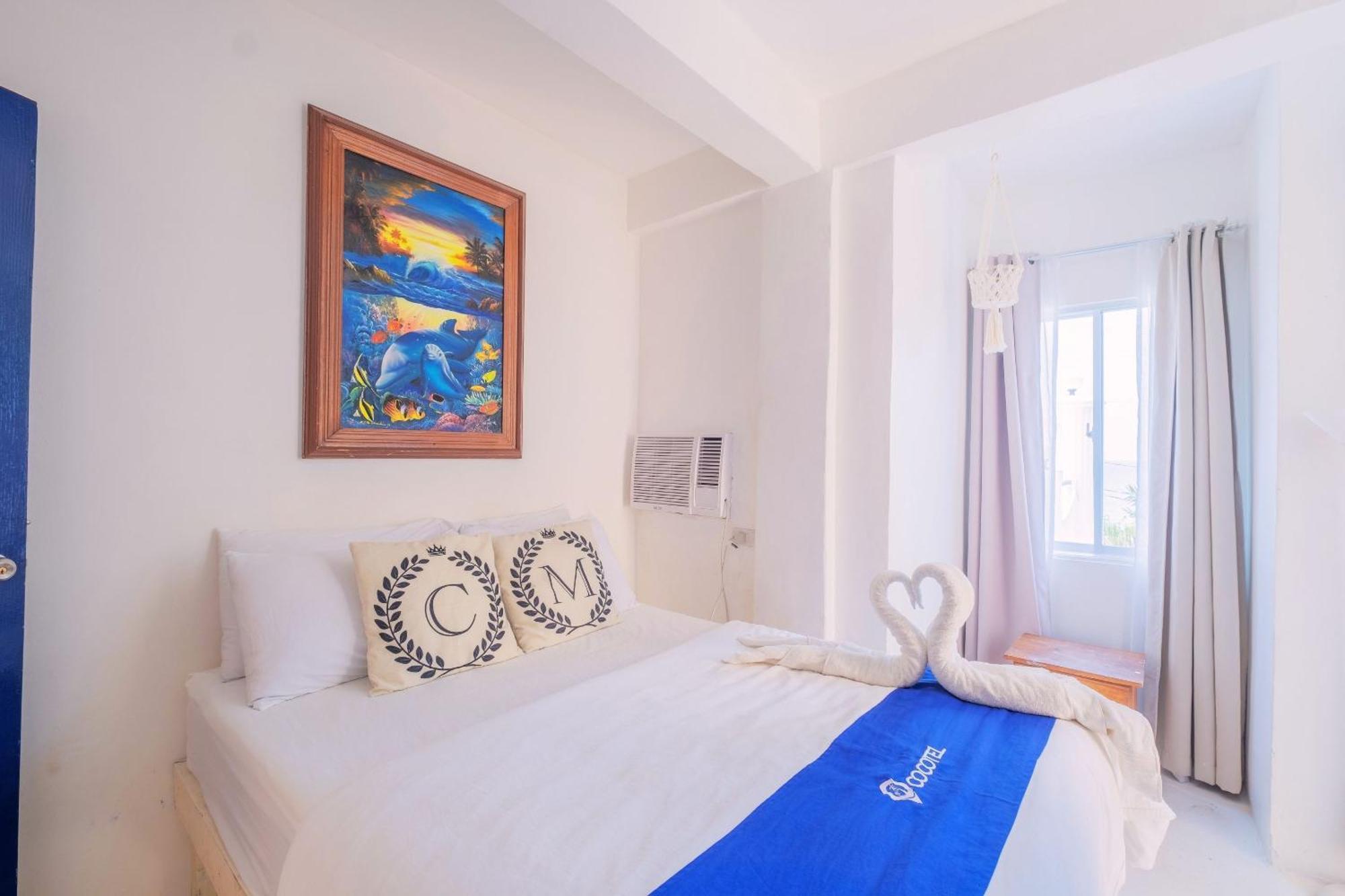 Club Monet Beachfront Resort By Cocotel Cabangan Phòng bức ảnh
